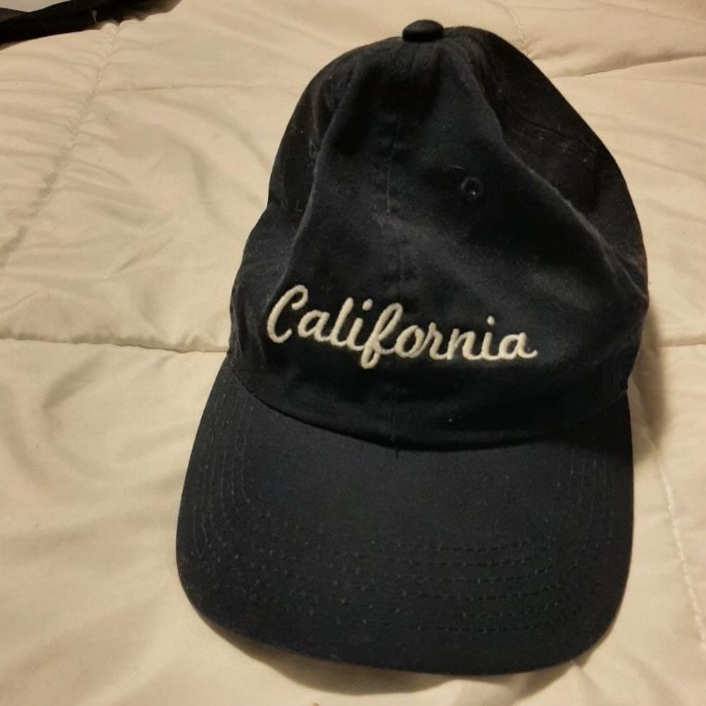 BRANDY MELVILLE Basketball Cap
